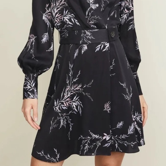 NWT Equipment Femme Fanetta Wrap Style Dress - Picture 3 of 14